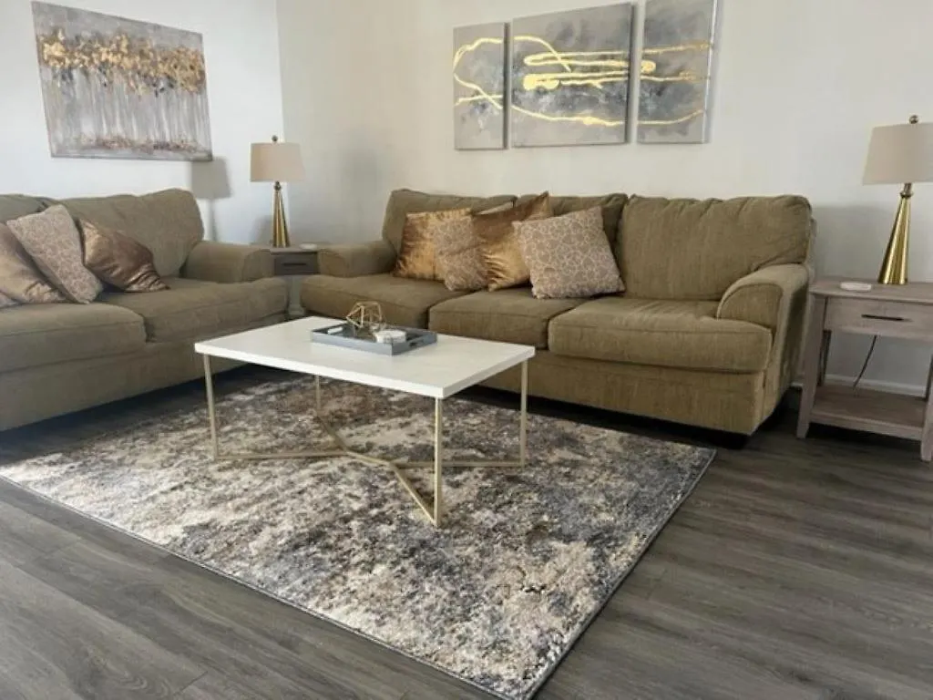 Luxury Villa - 75 Inch Smart Tv, Upgrades Throughout! 20 Minutes To Disney Davenport