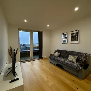 spacious-2-bedroom-retreat.brighton-hotels-england.com/